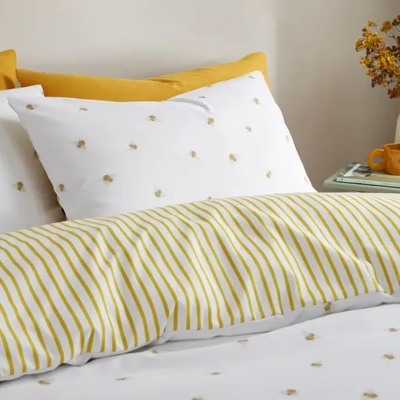 Bee Print Duvet Cover Set - Yellow, Microfibre alternate view