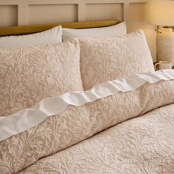 Bellamere Burnout Fleece Duvet Cover and Pillowcase Set - Natural alternate view