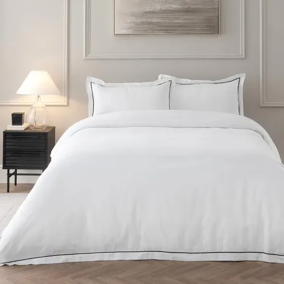 Berlin Single Stitch Bedding Bundle - White, Microfibre product
