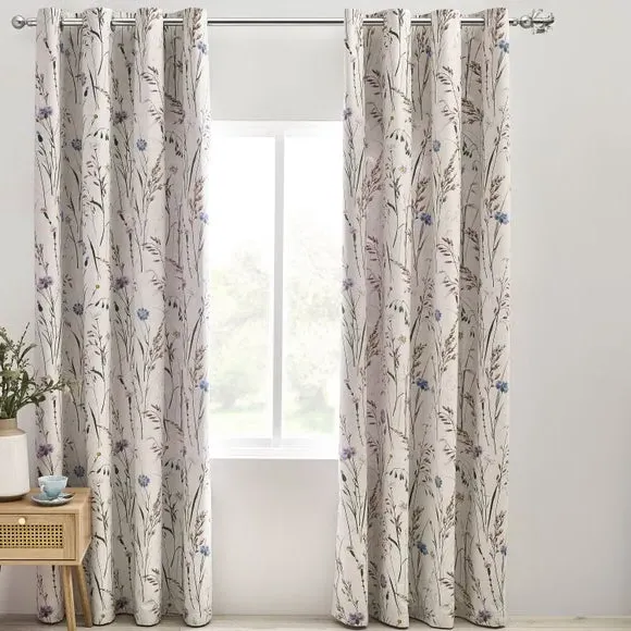 Grasmere Floral Reversible Eyelet Curtains - Pale Lilac, Polycotton alternate view