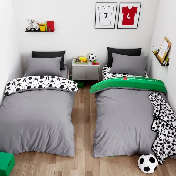 Football Duvet Cover and Pillowcase Twin Pack Set - Green, Polycotton alternate view