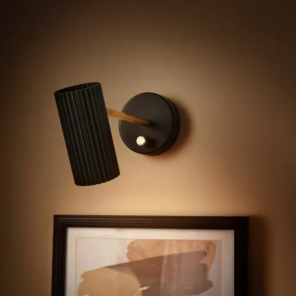 Georgi Adjustable Picture Wall Light - Black alternate view