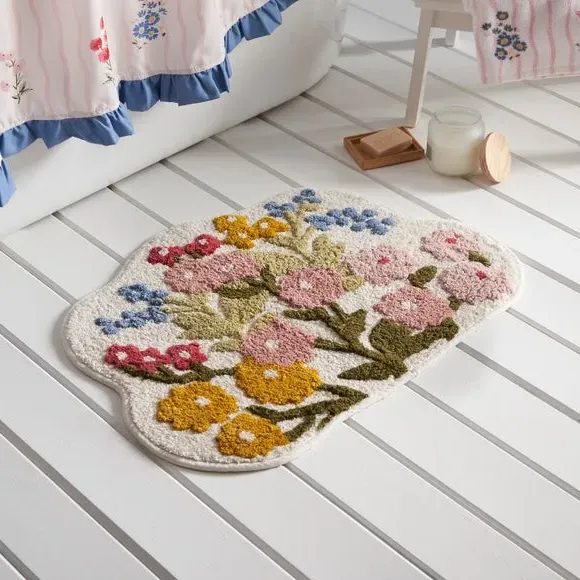 Heart and Soul Floral Bath Mat - Multicolor, Cotton product
