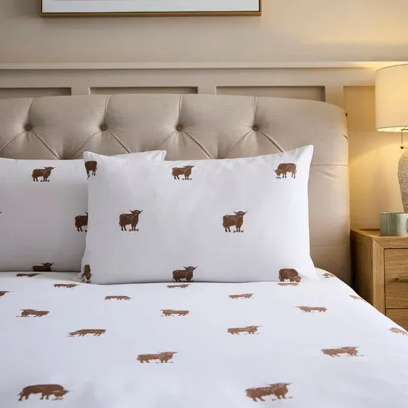 Highland Cow Quilt Cover & Pillowcase Set - White, Polycotton alternate view