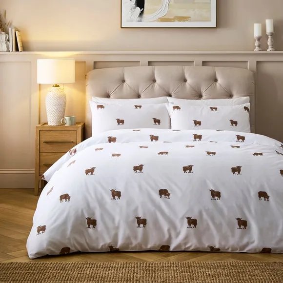 Highland Cow Quilt Cover & Pillowcase Set - White, Polycotton product