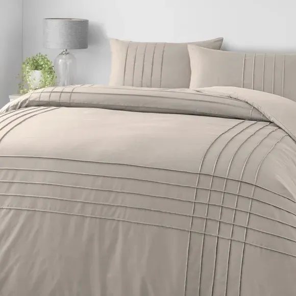 Jessa Pintuck Duvet Cover & Pillowcase Set - Natural alternate view