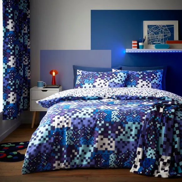 Pixel Reversible Duvet Cover & Pillowcase Set - Blue product