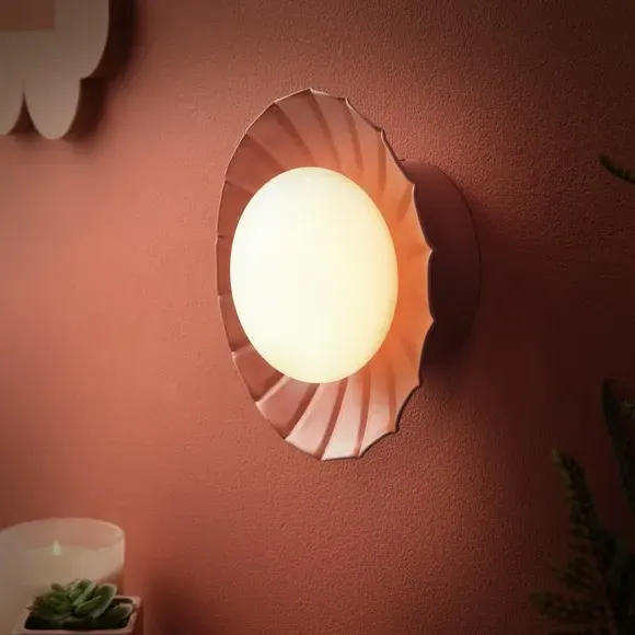 Scallop Rechargeable LED Touch Dimmable Wall Light - Pink, Metal alternate view