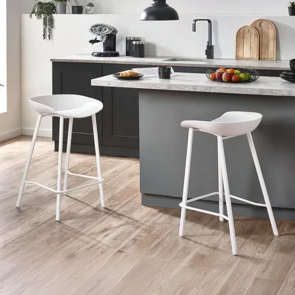 Set of 2 Bar Stools with Curved Design - White, Metal alternate view