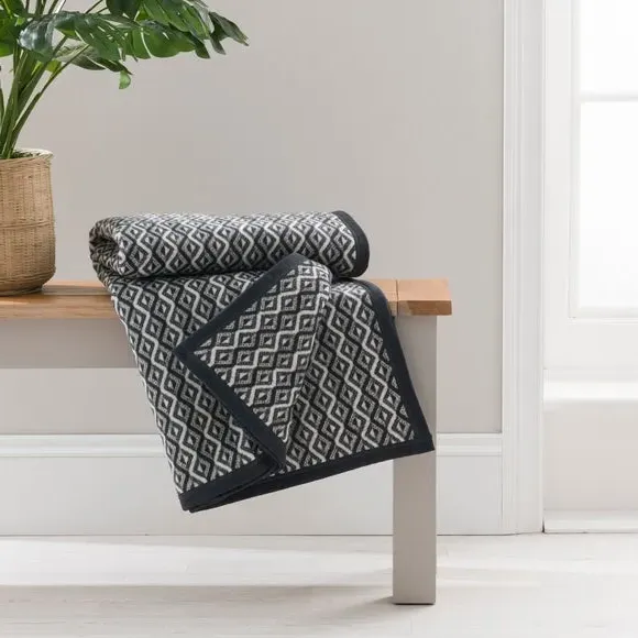Single Cotton Blanket Diamond Print - Grey alternate view