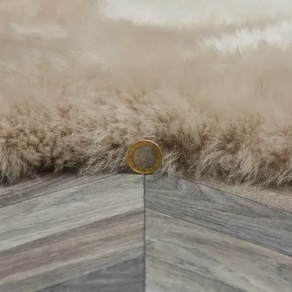 Single Pelt Sheepskin Rug - Mink alternate view
