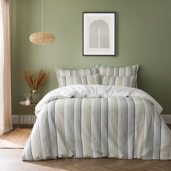 Sway Seersucker Duvet Cover and Pillowcase Set - Green, Cotton product