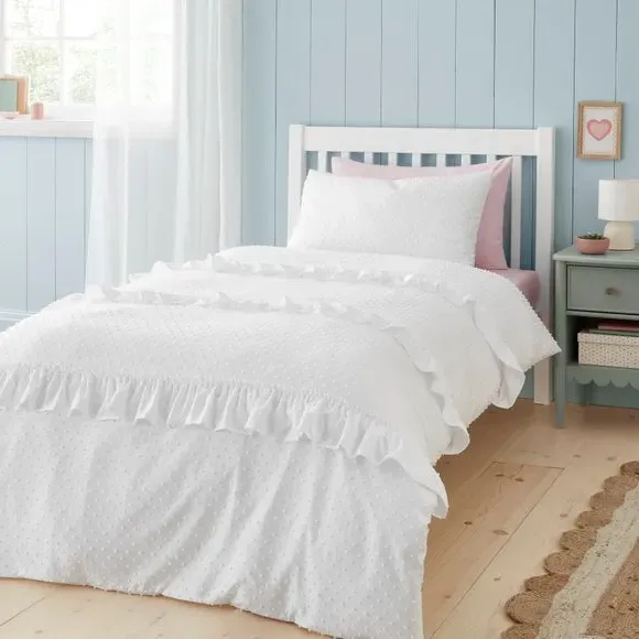 Valley Clipped Frill Quilt Cover & Pillowcase Set - White product