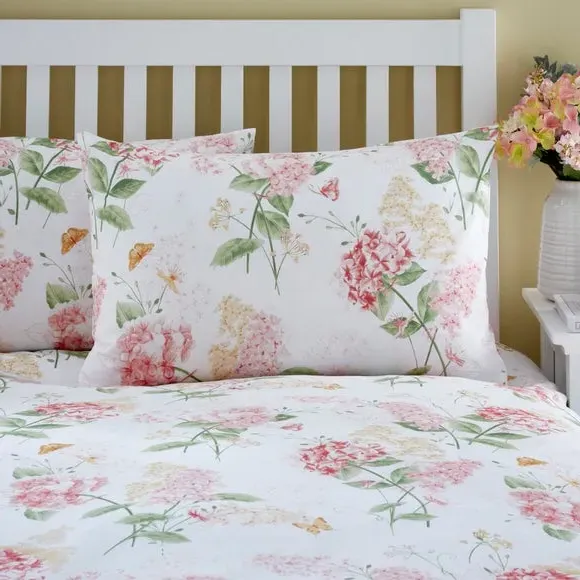 Wild Hydrangea Duvet Cover and Pillowcase Set - Lilac alternate view