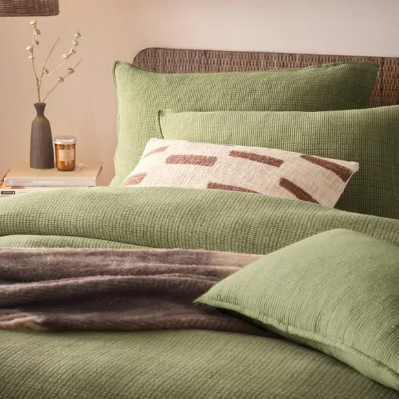 Ribbed Duvet Cover Set with Pillowcase - Khaki Green alternate view