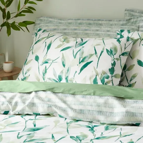 Zen Reversible Duvet Cover and Pillowcase Set - Green, Polycotton alternate view