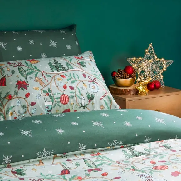 Noelle Reversible Duvet Cover and Pillowcase Set - Green, Polyester alternate view