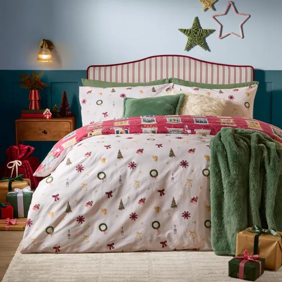 Christmas Eve Duvet Cover & Pillowcase Set - Cranberry, Polycotton alternate view