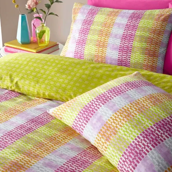 Neola Duvet Cover Set with Pillowcase - Multicolor alternate view
