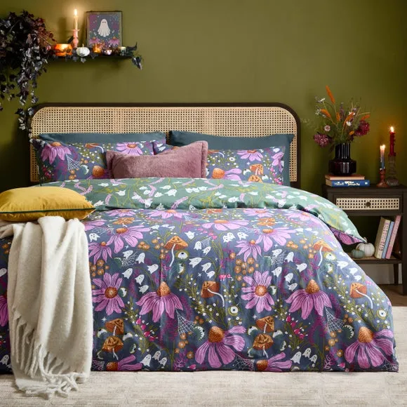 Ghoul Gardens Duvet Cover & Pillowcase Set - Green, Polycotton product