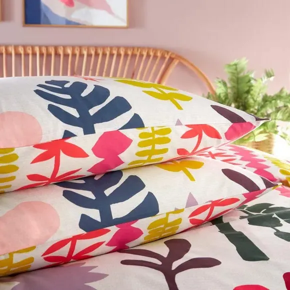 Marula Duvet Cover and Pillowcase Set - Multicolor alternate view