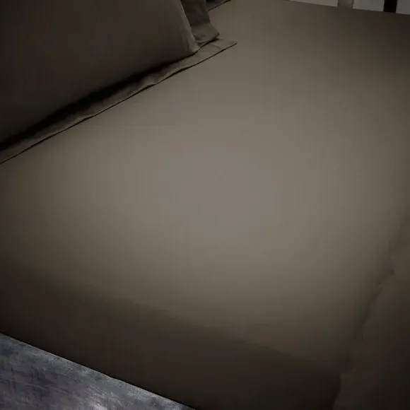 230 Thread Count Percale Fitted Sheet - Bitter Chocolate Brown, Cotton alternate view
