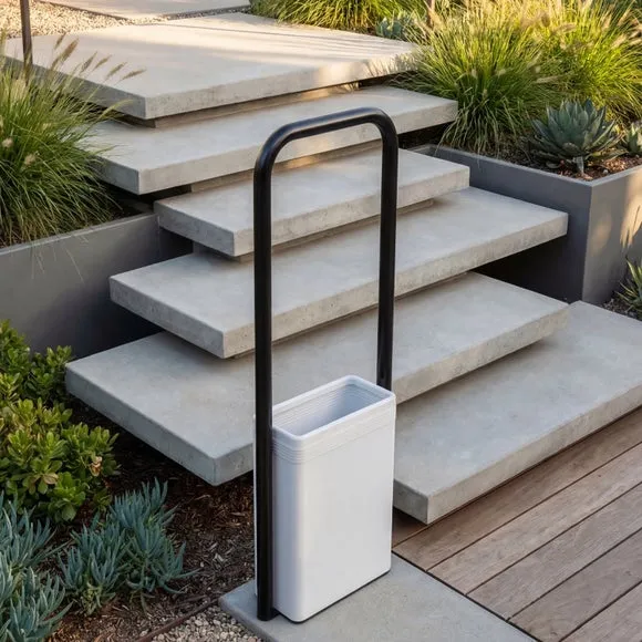 Floor Planter Rail - Black alternate view