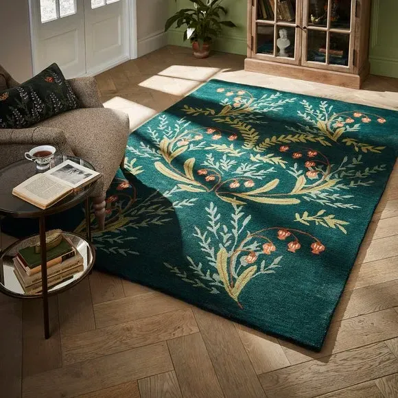 Natural History Museum Moorland Floral Wool Rug - Green product