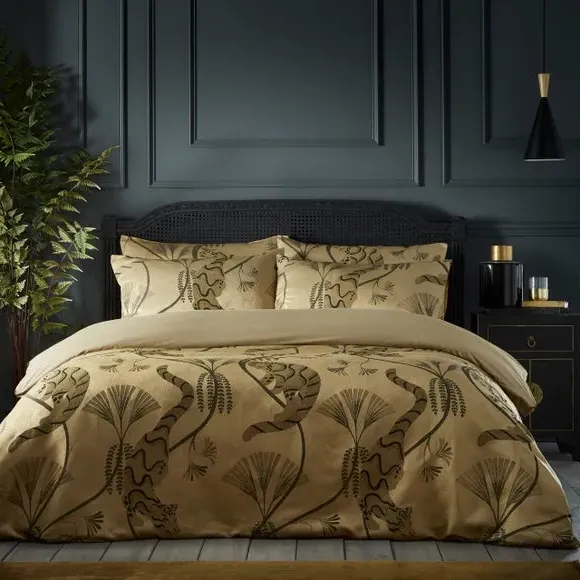 Duvet Cover Set with Pillowcase - Gold, Polyester alternate view
