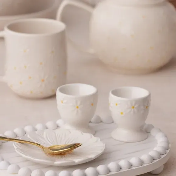 Daisy Set of 2 Egg Cups - White, Ceramic alternate view