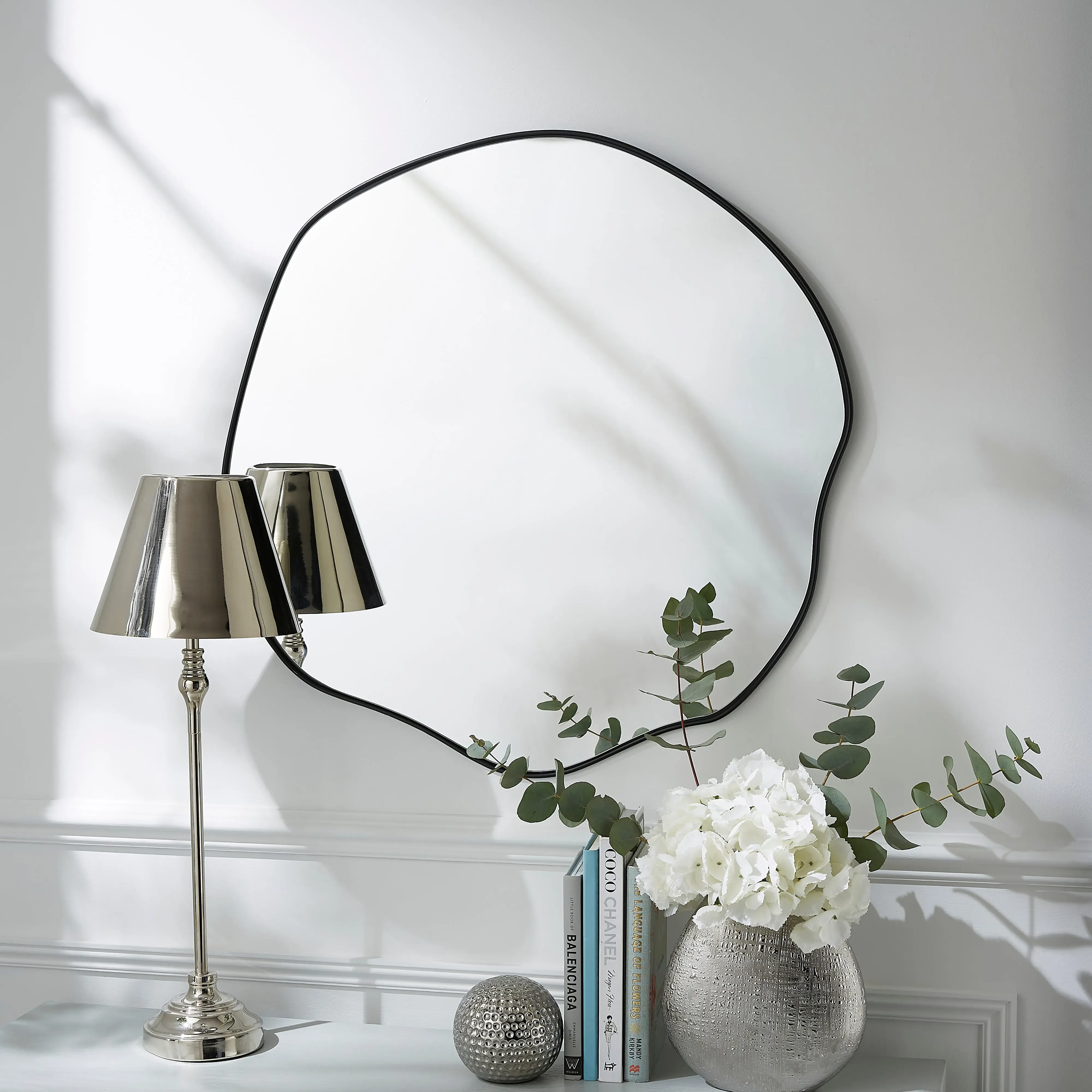 round-pond-mirror-63cm-black image