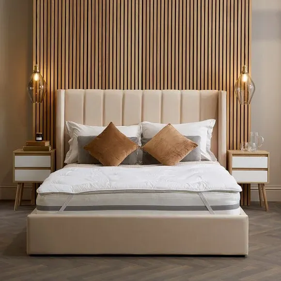 Hotel Mattress Topper - White, Microfibre product
