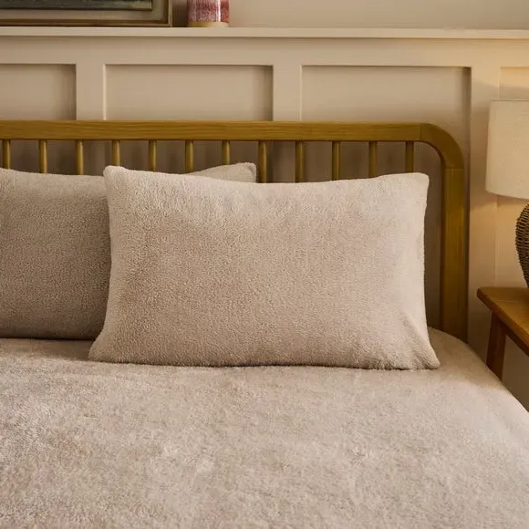 Duvet Cover and Pillowcase Set - Mushroom, Polyester alternate view