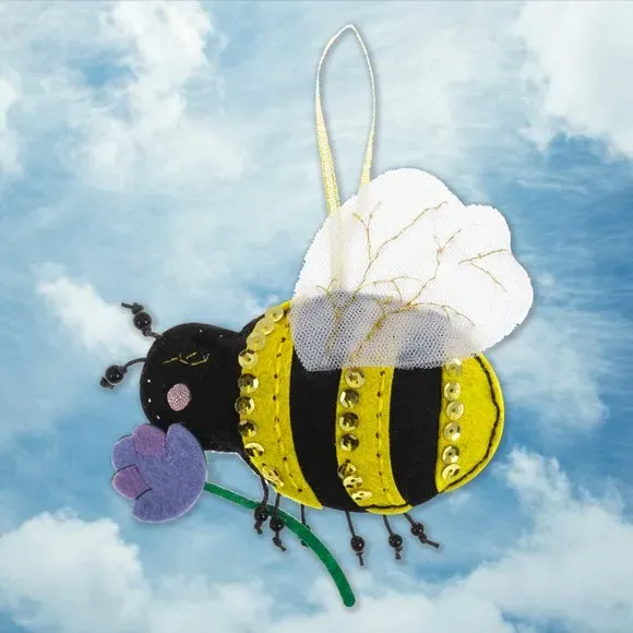 Trimits Bee Felt Decoration Kit - Multicolor product
