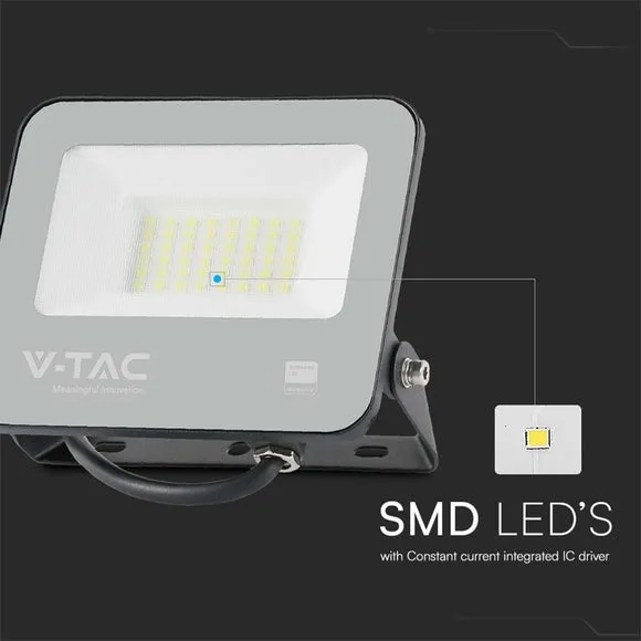 Samsung LED 30W Outdoor Floodlight - Black, Aluminium alternate view