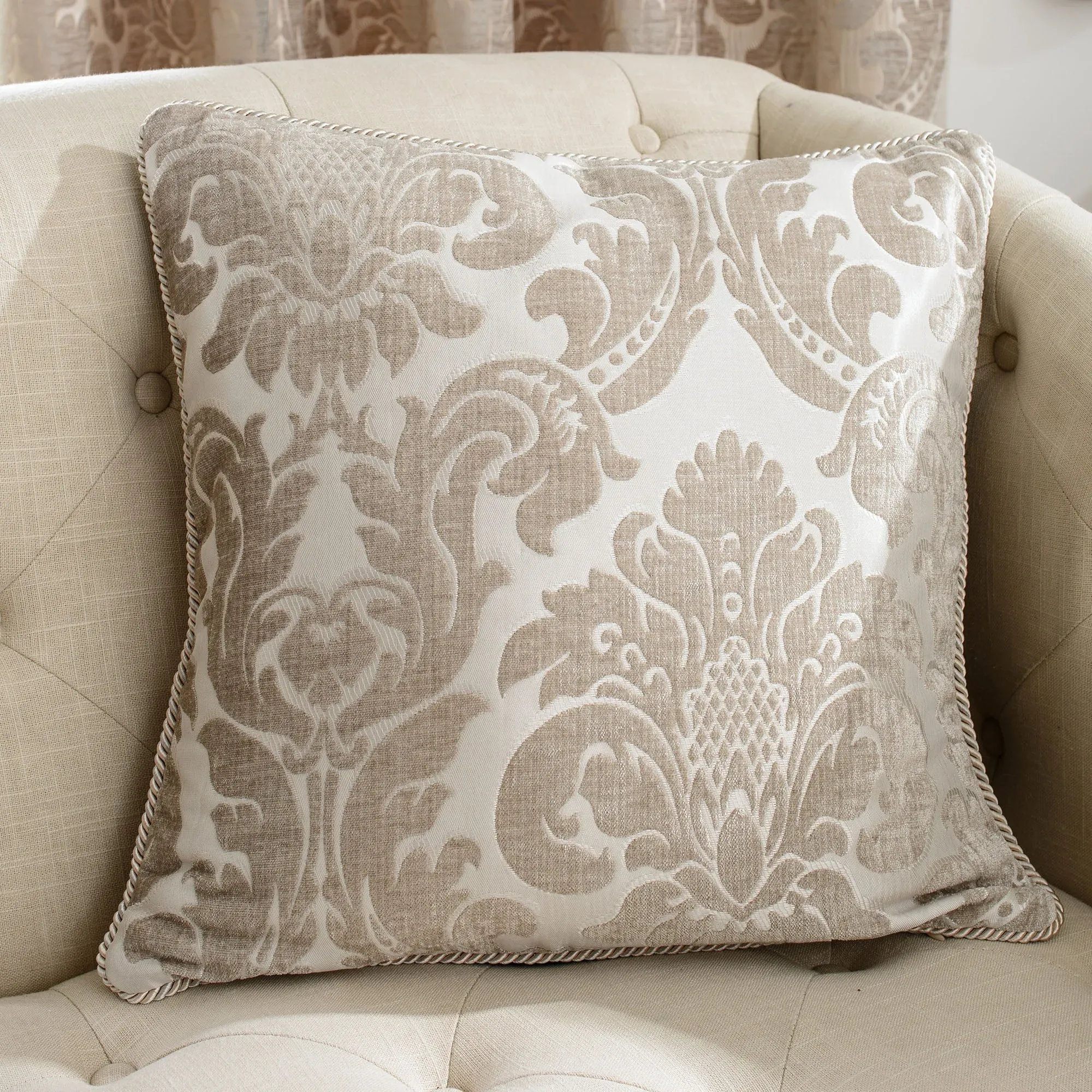 versailles-cushion-brown image