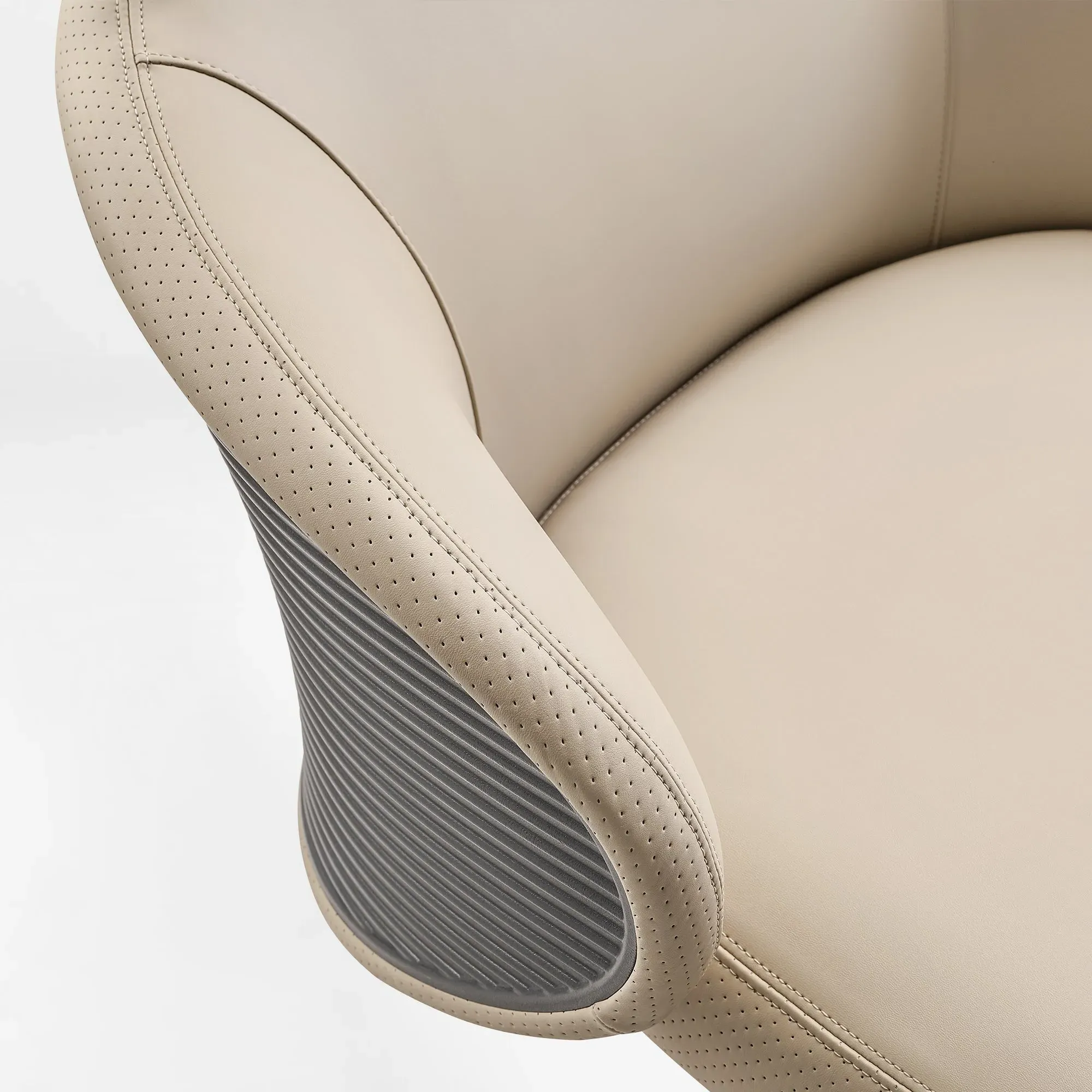 Royal Rowan Executive Office Chair - Microfiber Leather