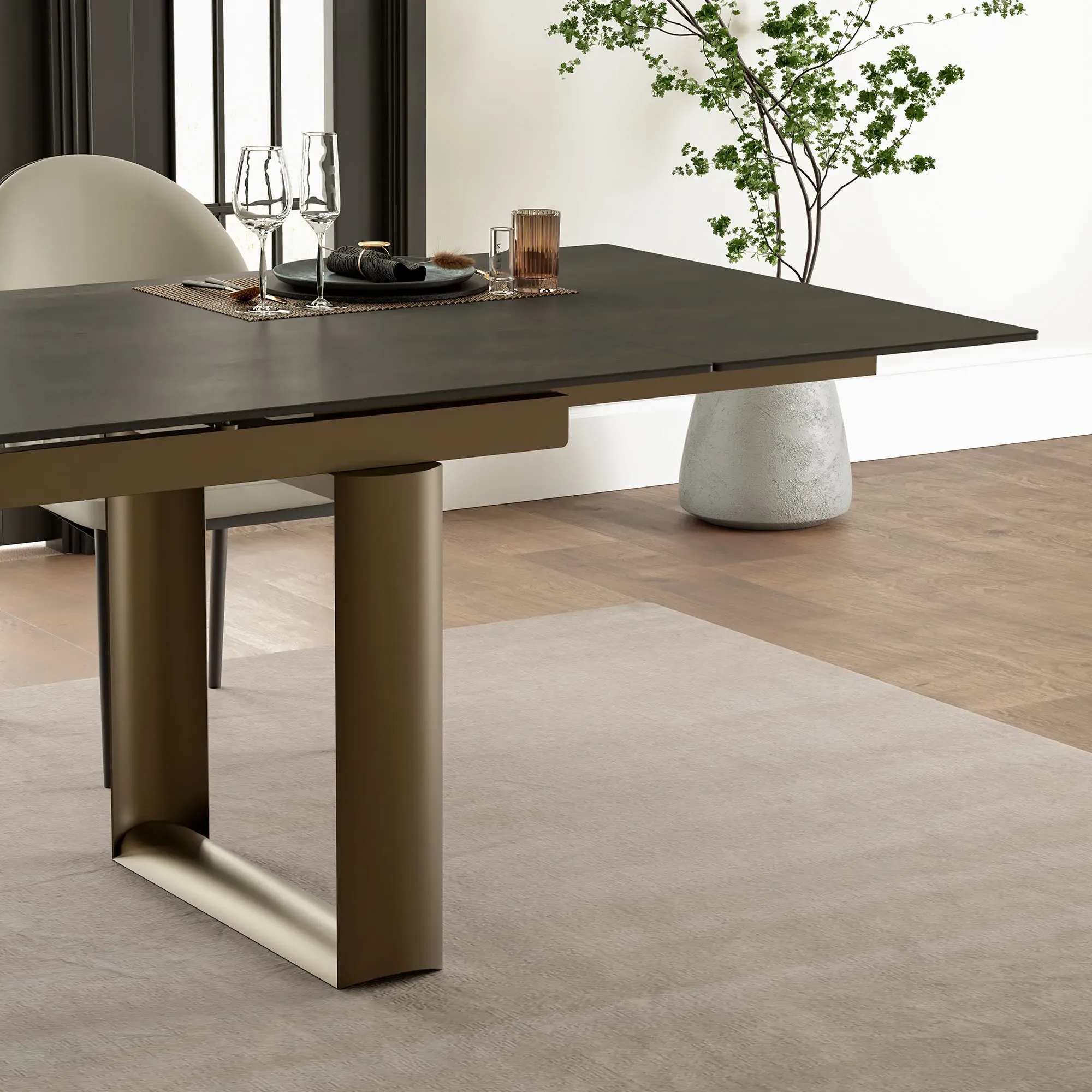 Savoy Extendable Dining Table - Black, Sintered Stone