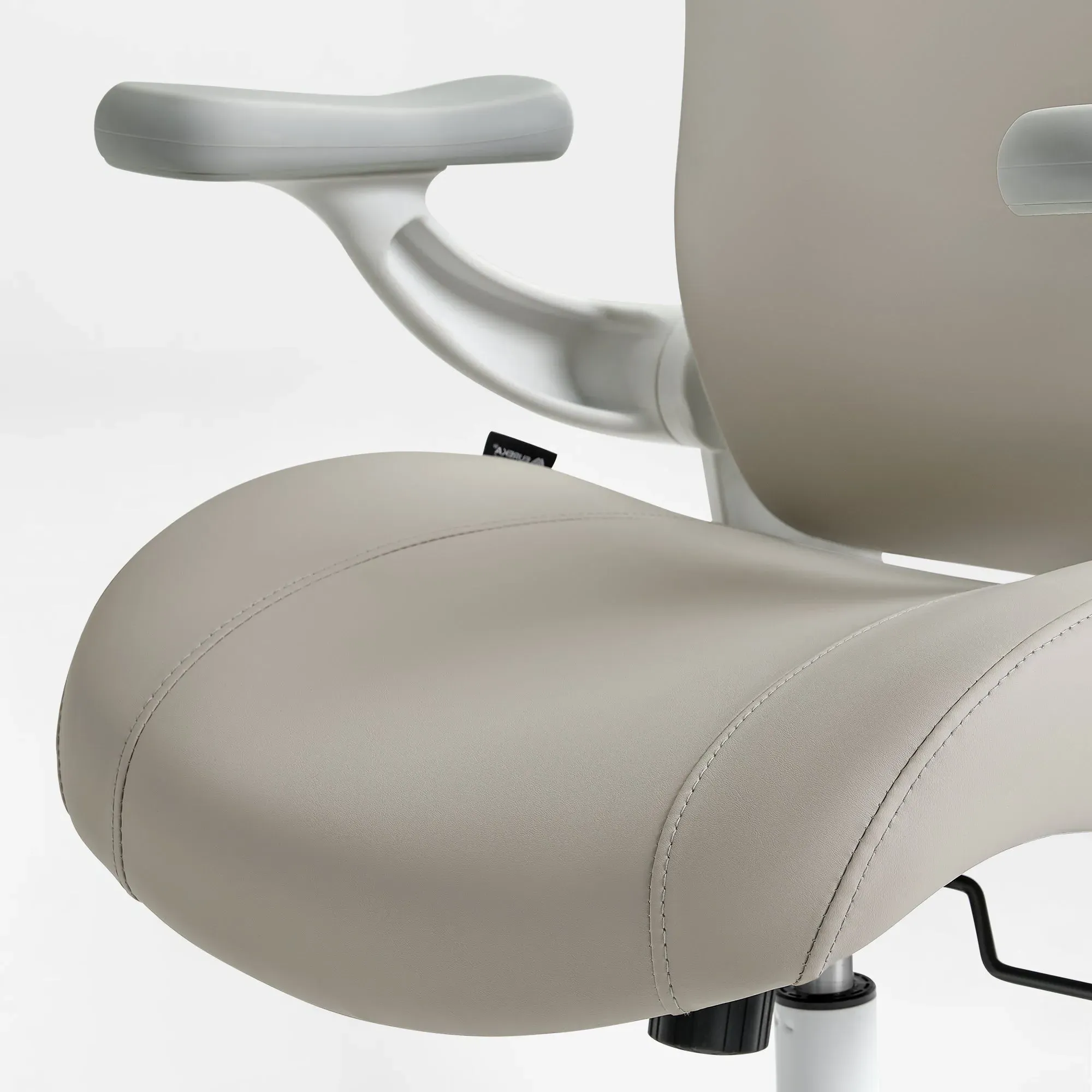 Vera Ergonomic Office Chair - PU Leather