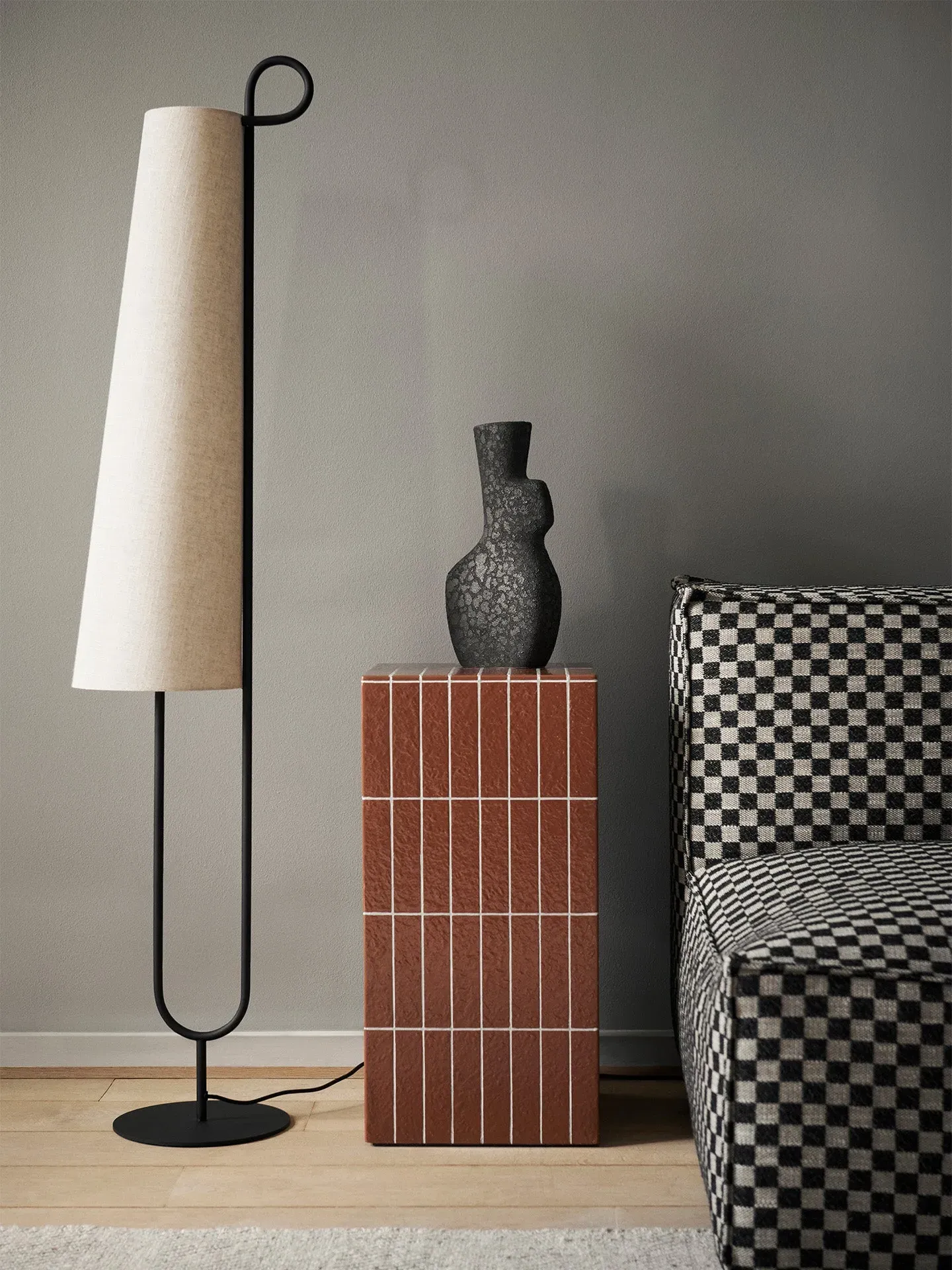 Ancora Floor Lamp - Black, Natural