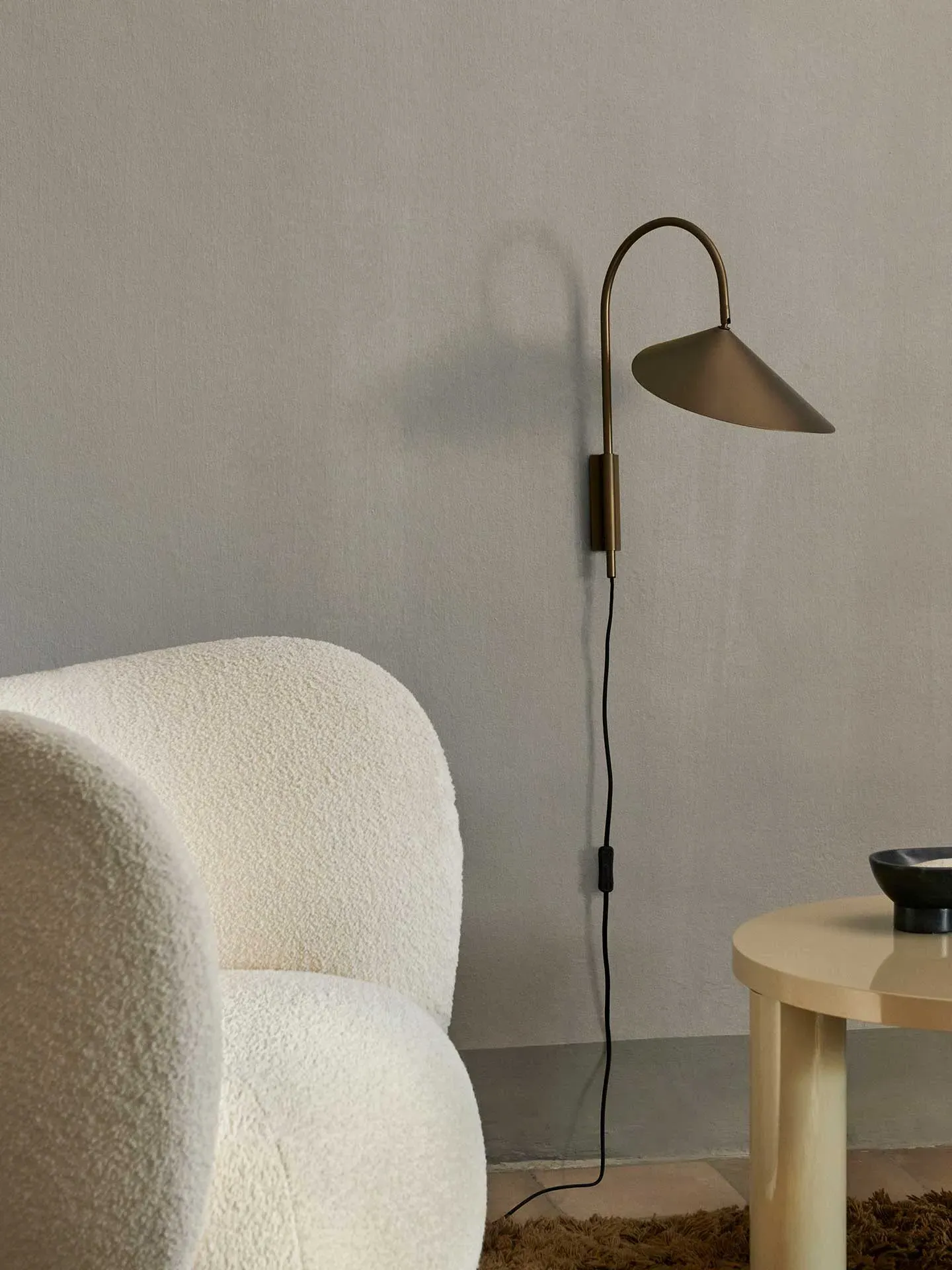 Arum Swivel Wall Lamp - Bronze