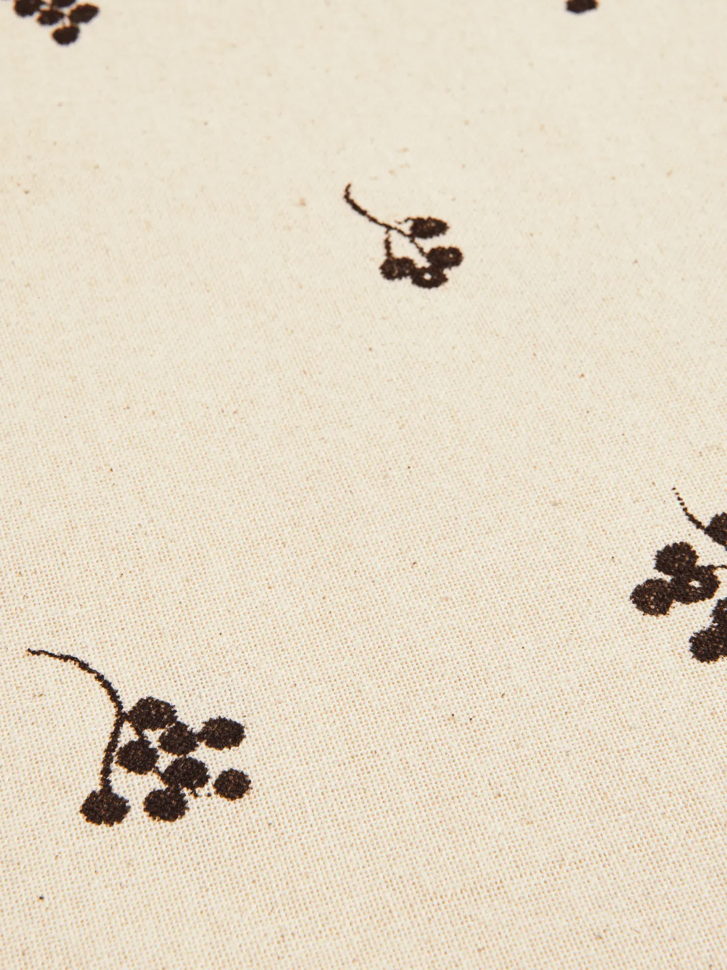 Baies Tablecloth - Natural, Dark Chocolate