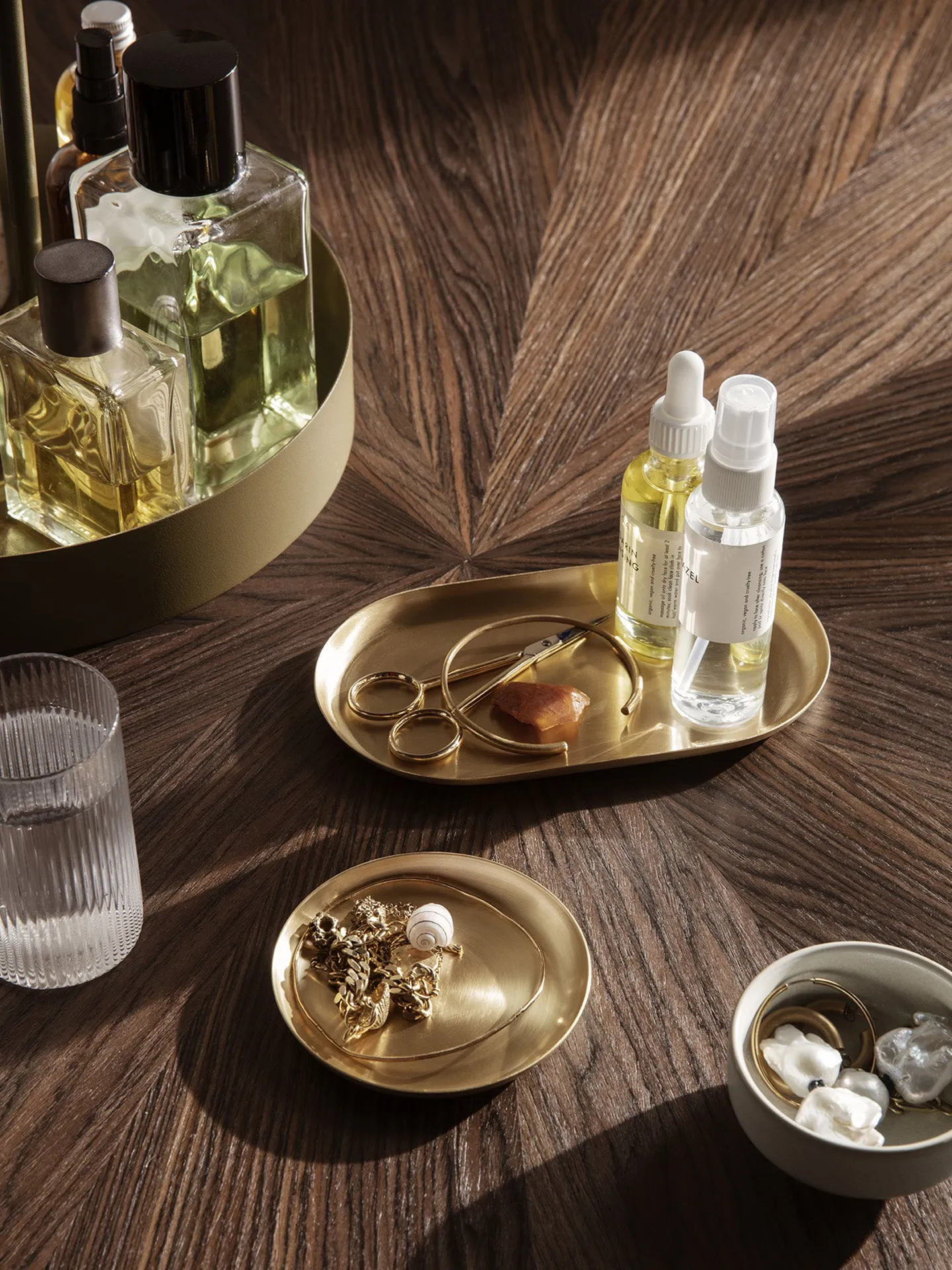 Basho Round Tray - Brass