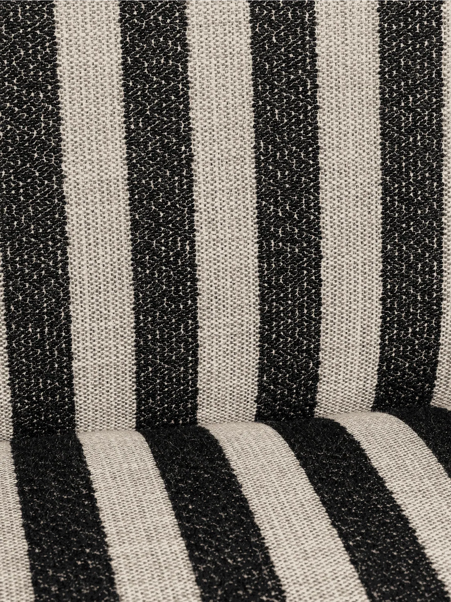 Buur Lounge Chair - Sand, Oak