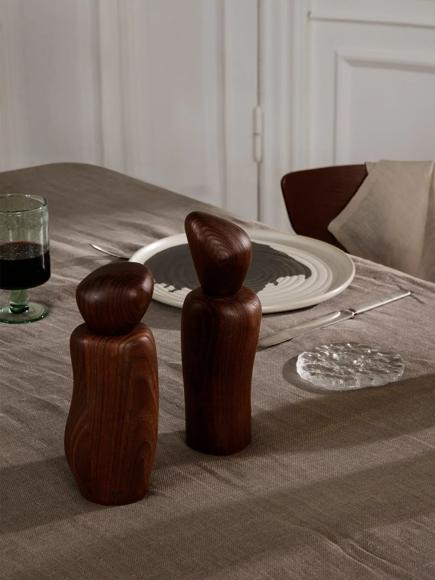 Cairn Grinder - Dark Brown, Ash