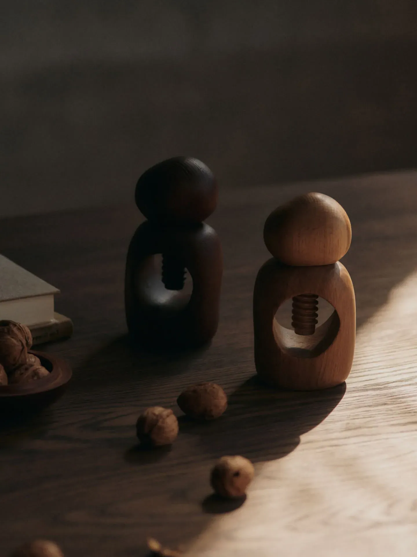 Cairn Nut Cracker - Dark Brown