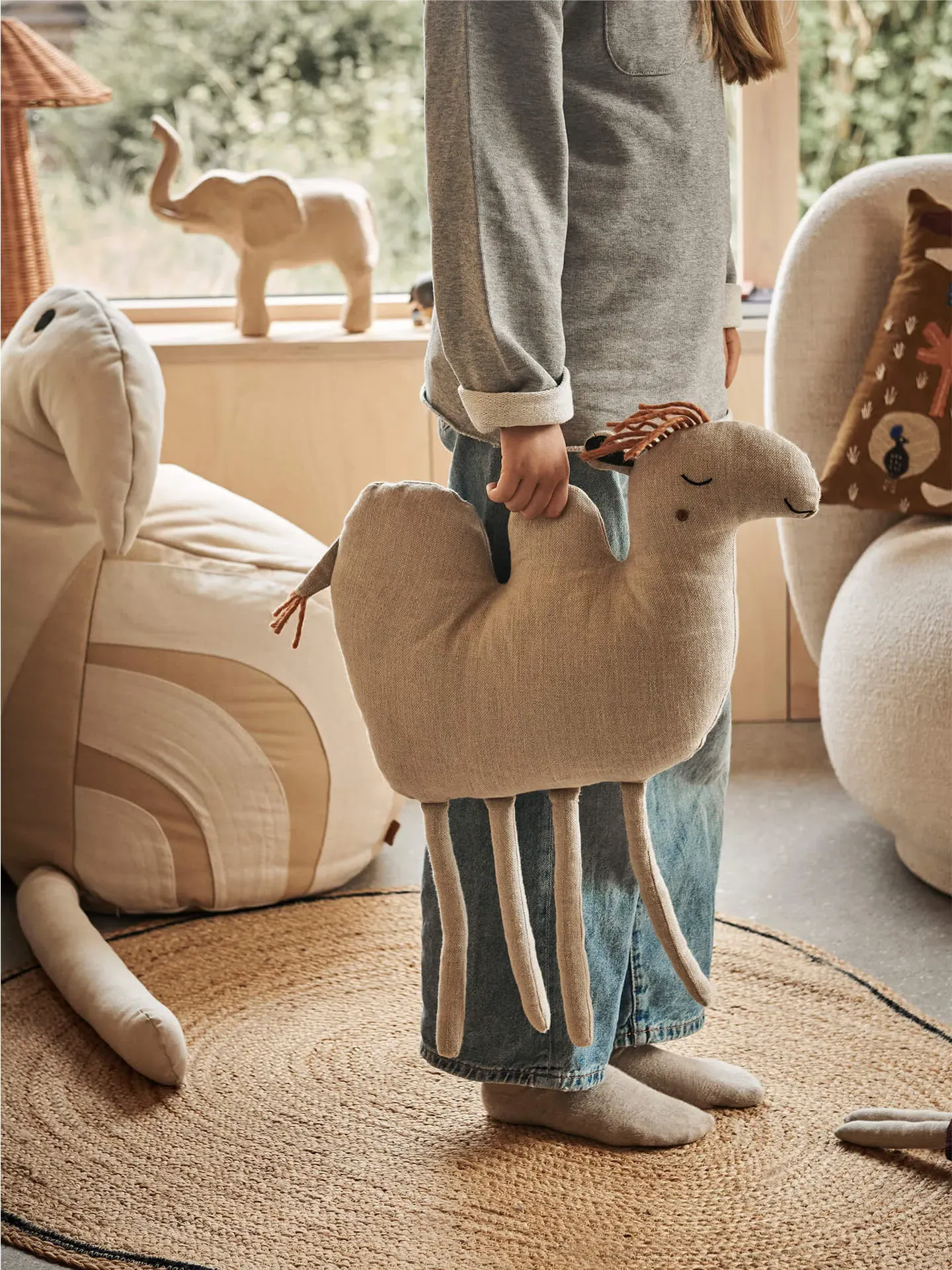 Camel Cushion - Natural