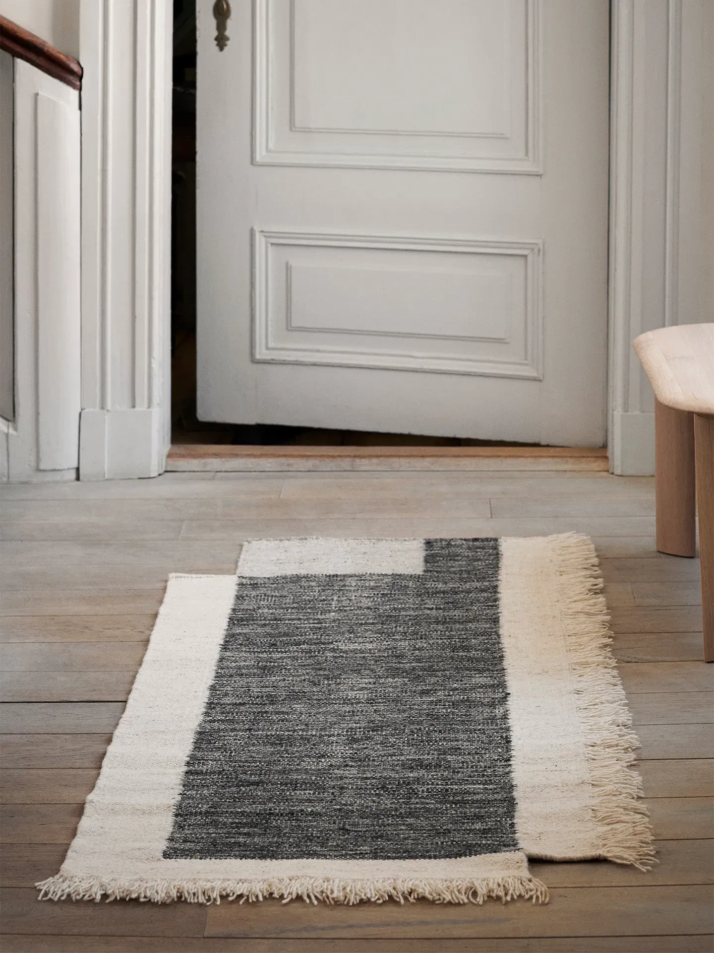 Counter Runner - Charcoal/Off-white