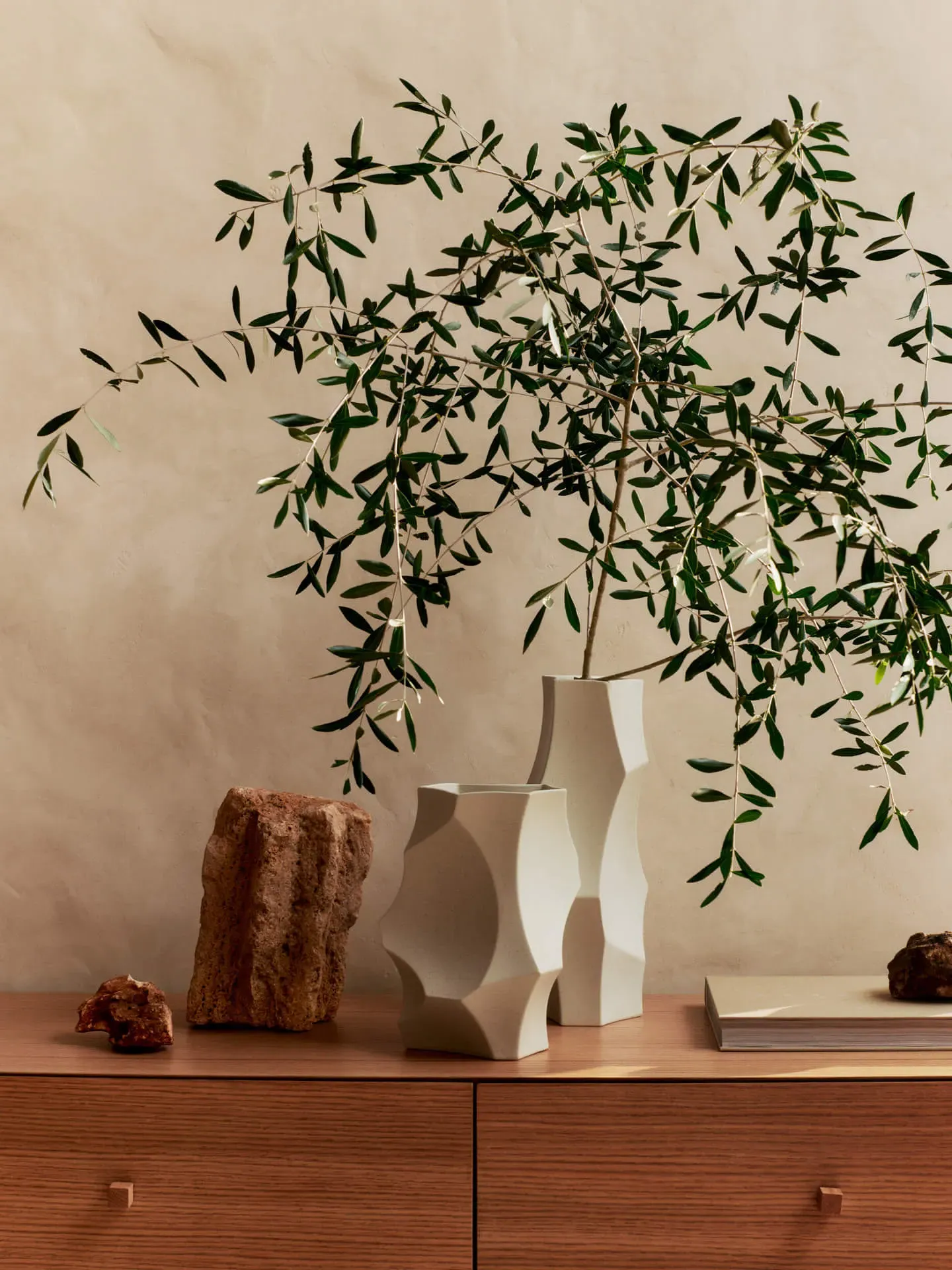 Cueva Small Vase - Off-White, Ceramic