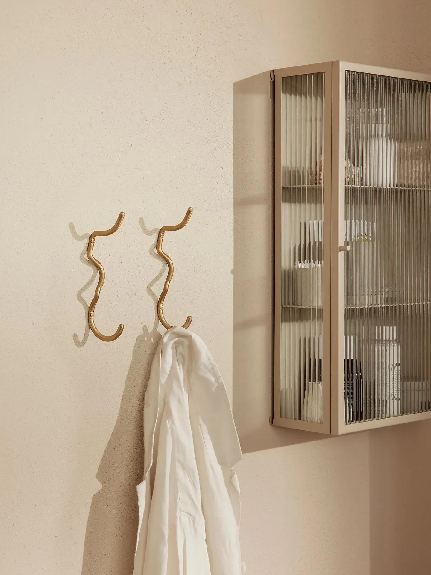 Curvature Hook - Brass